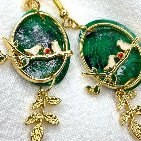 Jewelry - Birds Couple Green Mother of Pearl Earrings